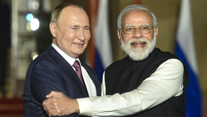 https://salarnews.in/public/uploads/images/newsimages/maannewsimage03102025_152311_Putin, Modi.png